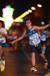 BIB: 40385
                            <button type="button" onclick="openModal(22799443)" class="btn btn-primary btn-sm float-right btn-popup" data-toggle="modal" data-target=".modal-high-quality">
                        <i class="fas fa-shopping-cart"></i> Add to Cart
                    </button>
                                            <button type="button" onclick="isThisMe(22799443, true)" class="btn btn-success btn-sm float-right btn-popup btn-isme hidden" data-toggle="tooltip" data-placement="bottom" title="นี่คือรูปของคุณใช่ไหม คลิกที่นี่เพื่อเอาเข้าอัลบั้ม">
                        <i class="fas fa-plus"></i> Add to album
                    </button>
                    <button type="button" onclick="isThisMe(22799443, false)" class="btn btn-warning btn-sm float-right btn-popup btn-isnotme hidden">
                        <i class="fas fa-ban"></i> Remove from album
                    </button>